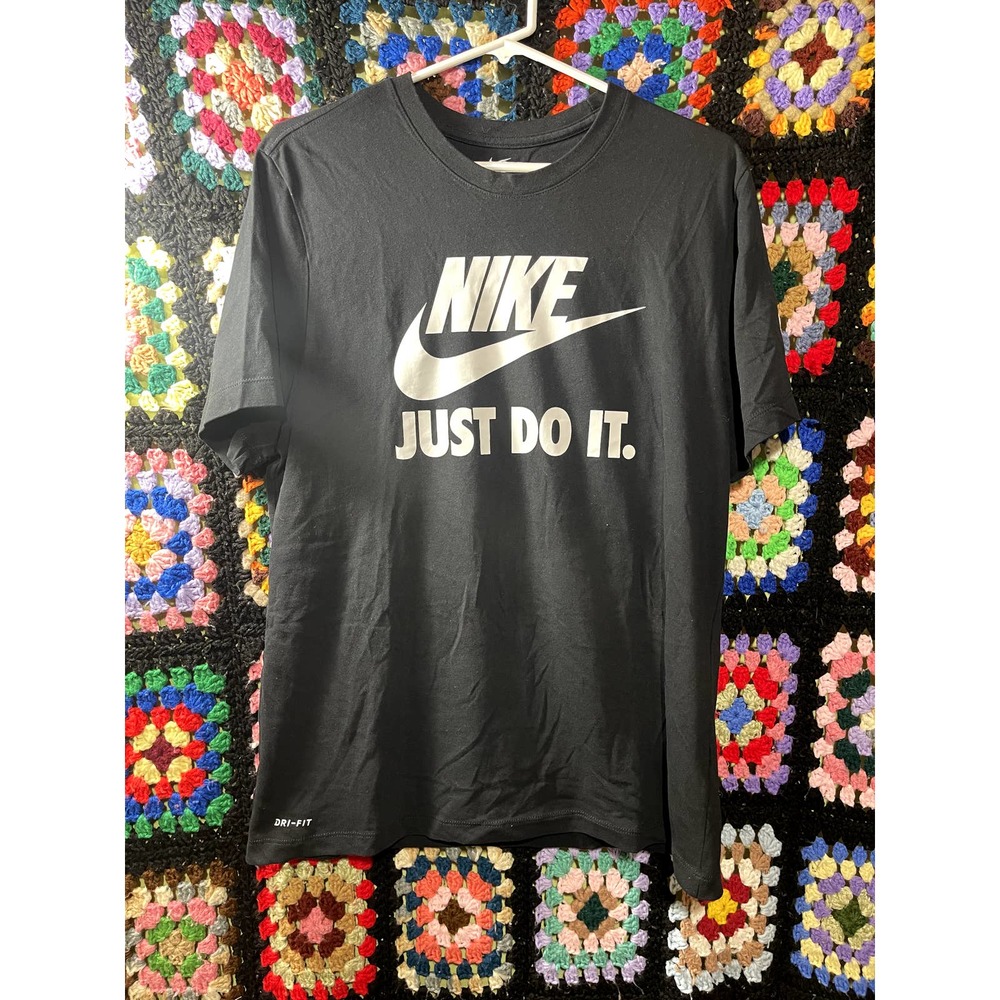 Nike "Just Do It" Center Check Dri-fit T-shirt Large